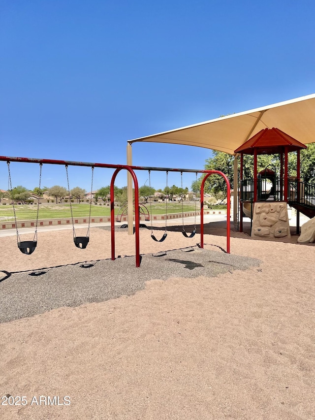 16559 W Lincoln St, Goodyear, AZ 85338 - view of community play area