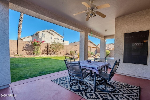 view of patio / terrace with ceiling fan