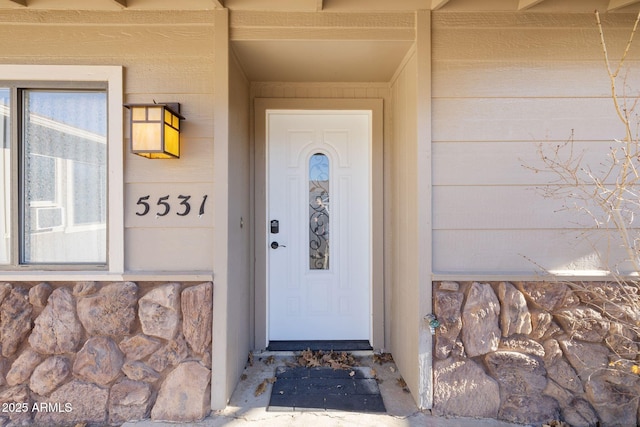 view of property entrance