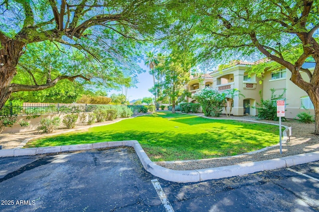 8653 E Royal Palm Rd Unit 1030, Scottsdale, AZ 85258 - view of yard
