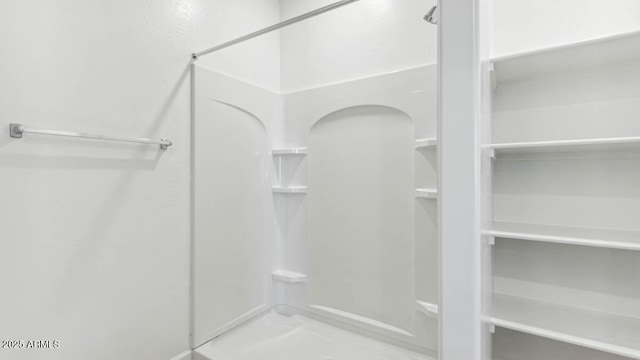 11891 E Cliffrose Ln, Florence, AZ 85132 - bathroom with a shower
