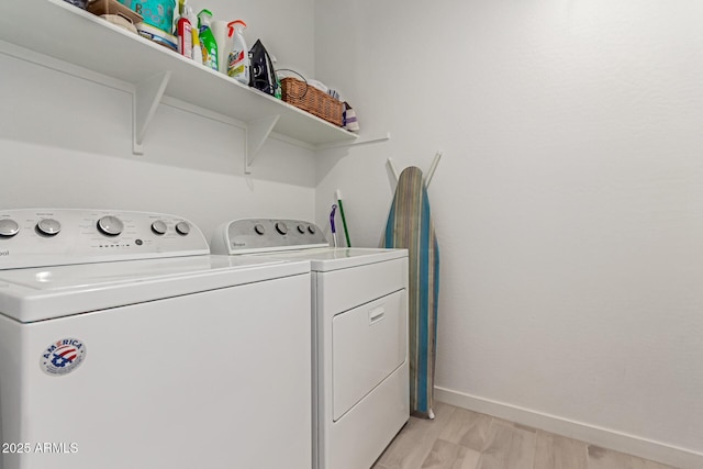 656 S Owl Dr, Gilbert, AZ 85296 - washroom with independent washer and dryer and baseboards