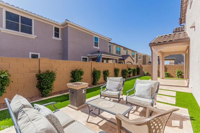 656 S Owl Dr, Gilbert, AZ 85296 - view of patio / terrace with outdoor lounge area, a residential view, and a fenced backyard