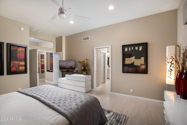 bedroom featuring ceiling fan