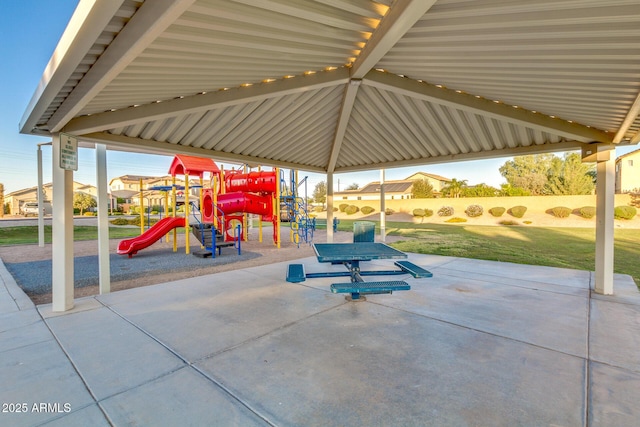 1142 E Mayfield Dr, San Tan Valley, AZ 85143 - view of patio / terrace