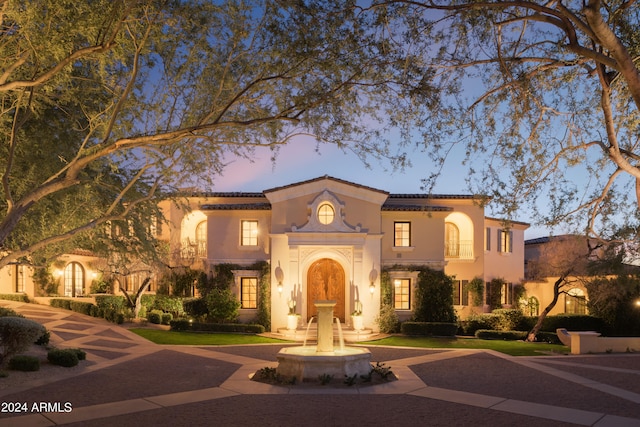 view of mediterranean / spanish-style house