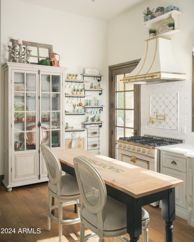 dining room featuring dark hardwood / wood-style flooring