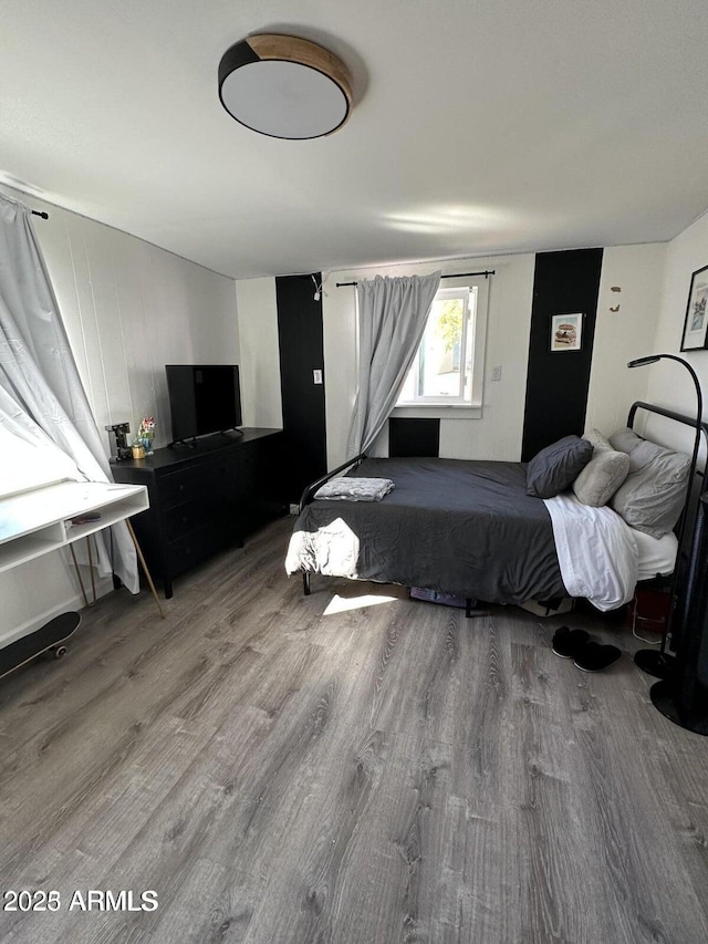 112 W Vogel Ave, Phoenix, AZ 85021 - bedroom featuring wood finished floors