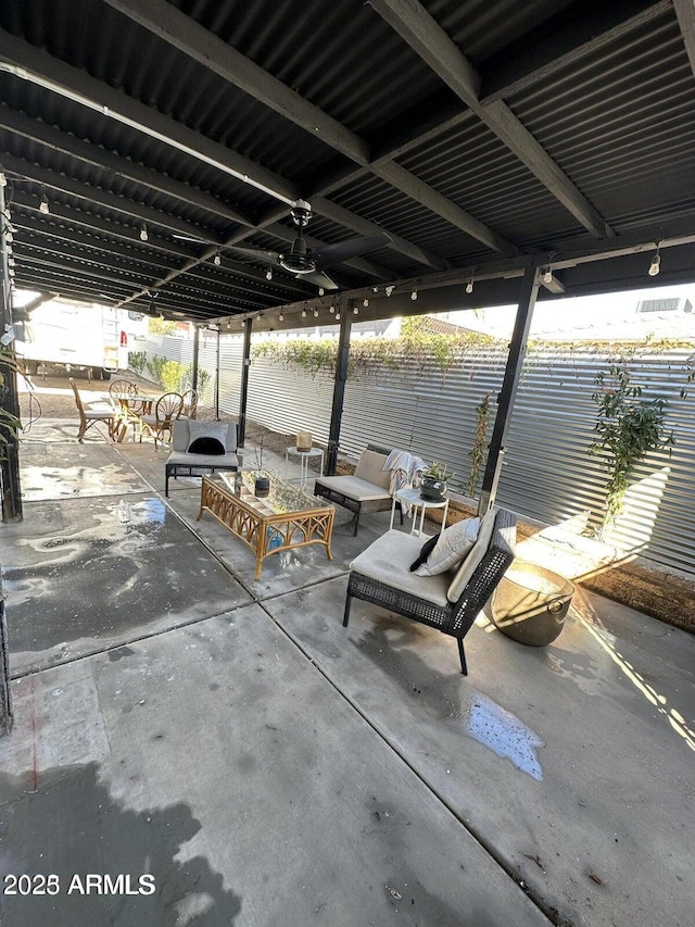 112 W Vogel Ave, Phoenix, AZ 85021 - view of patio / terrace