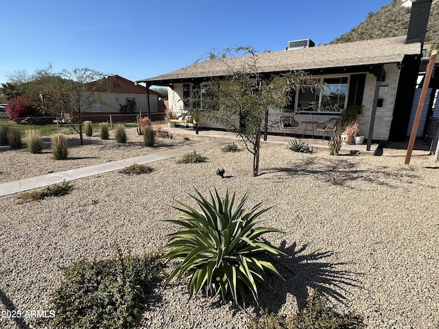 112 W Vogel Ave, Phoenix, AZ 85021 - view of yard with a patio area