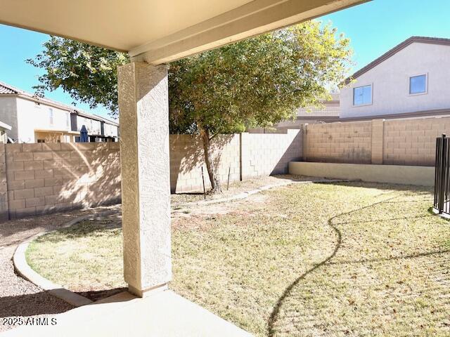 view of yard featuring a fenced backyard