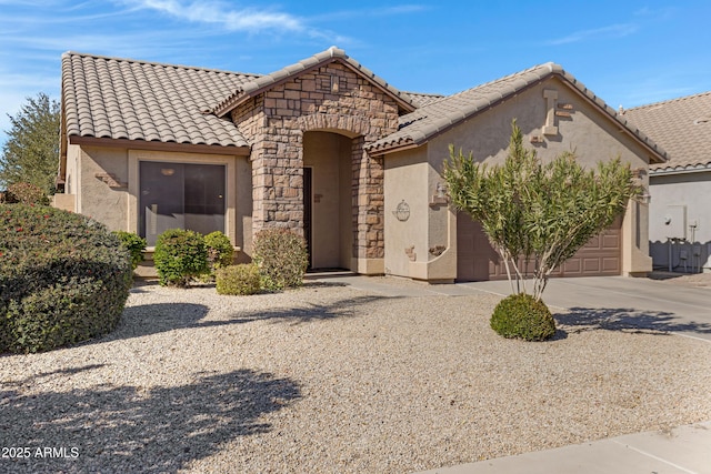 view of front of house with a garage