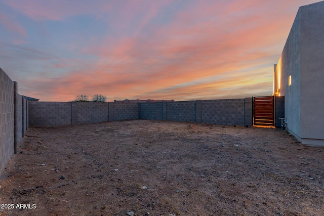 935 Calle Azul, Wickenburg, AZ 85390 - view of yard with a fenced backyard
