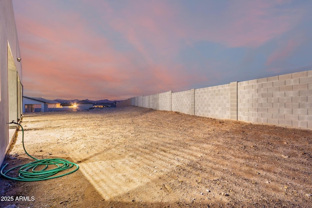 935 Calle Azul, Wickenburg, AZ 85390 - view of yard with fence