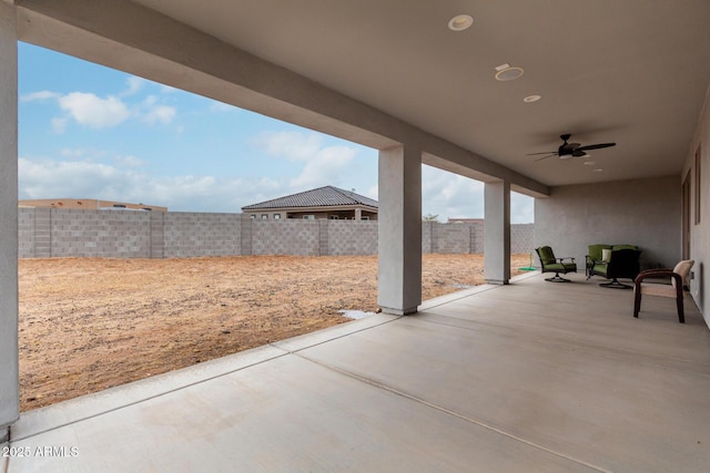 935 Calle Azul, Wickenburg, AZ 85390 - view of patio / terrace featuring a ceiling fan and a fenced backyard
