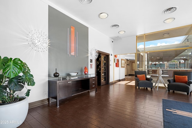 welcome area featuring visible vents