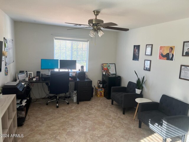 office featuring ceiling fan