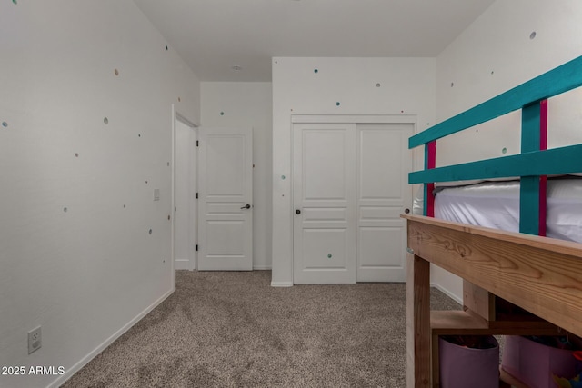 465 E Frances Ln, Gilbert, AZ 85295 - carpeted bedroom featuring a closet and baseboards