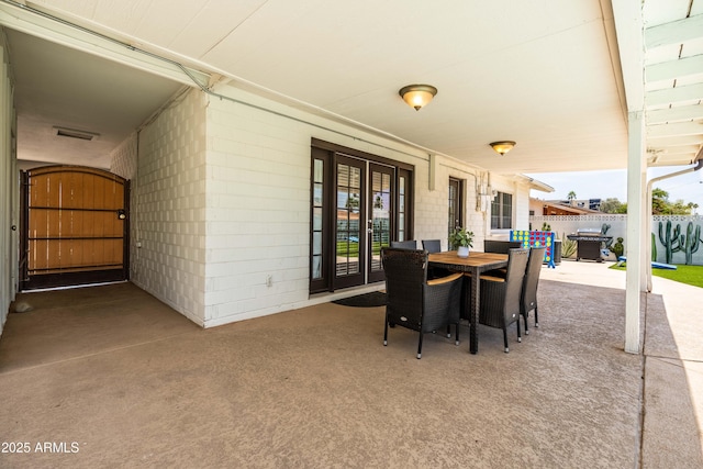 8315 E Devonshire Ave, Scottsdale, AZ 85251 - view of patio with outdoor dining space