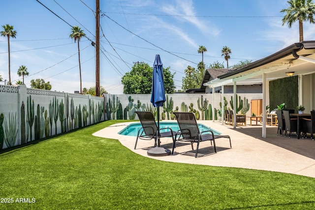 8315 E Devonshire Ave, Scottsdale, AZ 85251 - view of patio / terrace