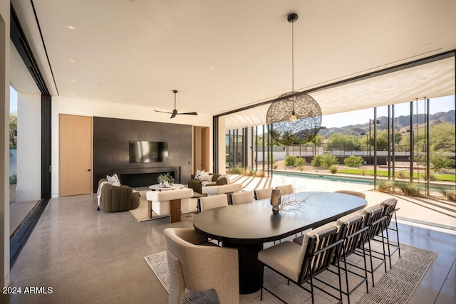 dining room with ceiling fan