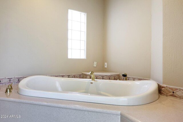 bathroom featuring a bathing tub