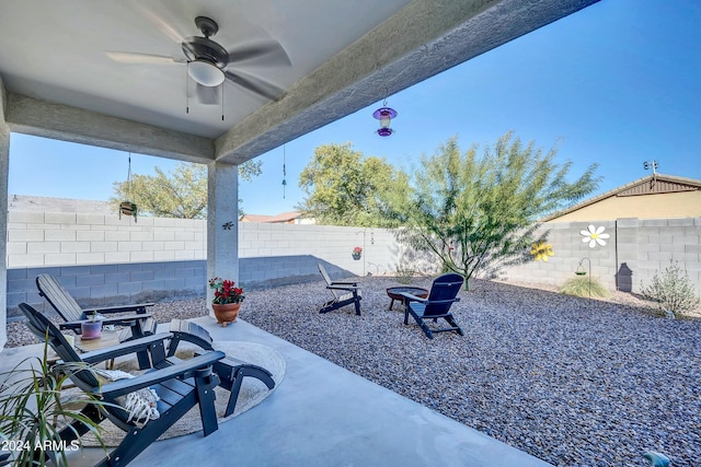 4714 W Nutmeg Ave, Coolidge, AZ 85128 - fenced backyard featuring a patio area and ceiling fan