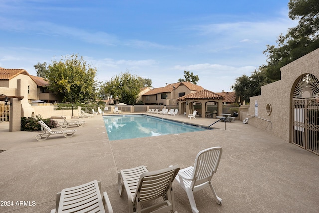 4901 E Kelton Ln Unit 1006, Scottsdale, AZ 85254 - community pool featuring a patio area and a gazebo