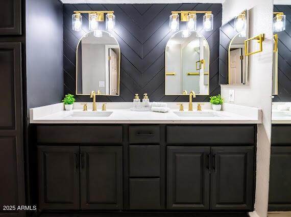 bathroom with vanity