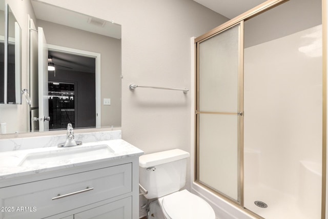 6818 N 35th Ave Unit C, Phoenix, AZ 85017 - full bath with vanity, toilet, and a shower with door