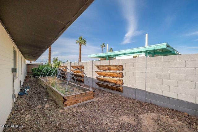 view of fenced backyard