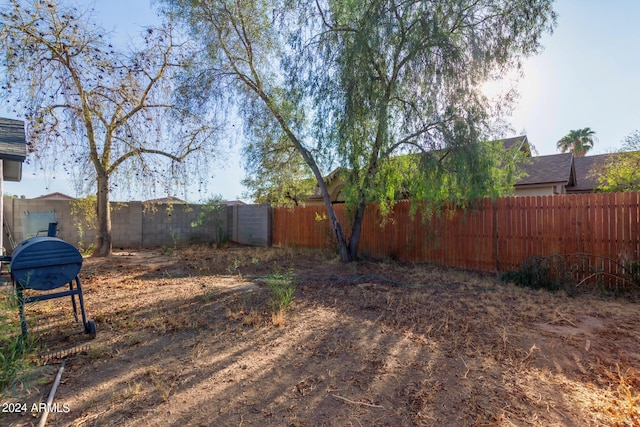 7394 N 67th Dr, Glendale, AZ 85303 - view of yard with a fenced backyard