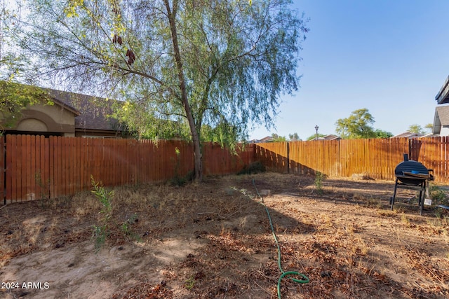 7394 N 67th Dr, Glendale, AZ 85303 - view of yard with fence private yard