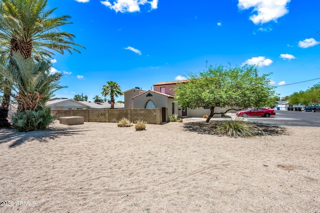 3949 E Earll Dr, Phoenix, AZ 85018 - view of yard