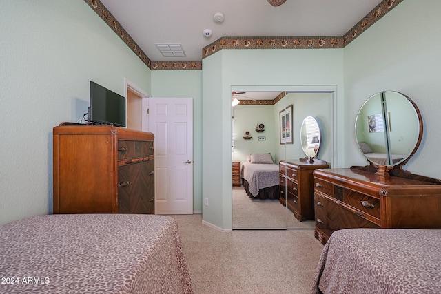 bedroom featuring a closet