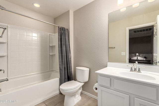 125 N Sunvalley Blvd Unit 119, Mesa, AZ 85207 - full bathroom featuring shower / tub combo, vanity, tile patterned floors, and a textured wall