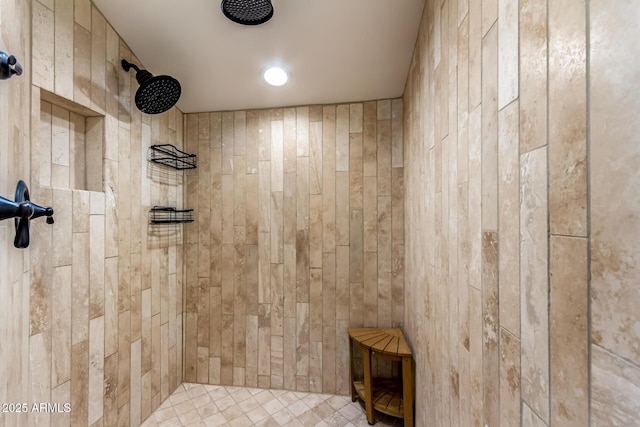 36723 N 33rd Ave, Phoenix, AZ 85086 - bathroom with a tile shower