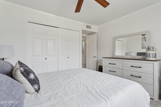 5154 N 83rd St, Scottsdale, AZ 85250 - bedroom featuring ornamental molding, a closet, and a ceiling fan