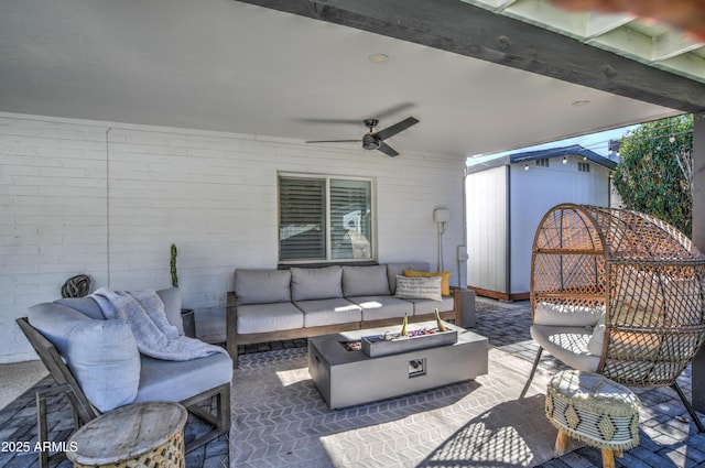 view of patio featuring outdoor lounge area and ceiling fan