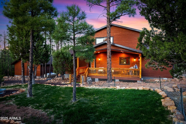 3334 Sawmill Ridge Loop, Heber, AZ 85928 - back of property at dusk with a yard