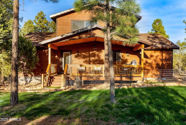 3334 Sawmill Ridge Loop, Heber, AZ 85928 - view of front of house featuring a front lawn and a shingled roof