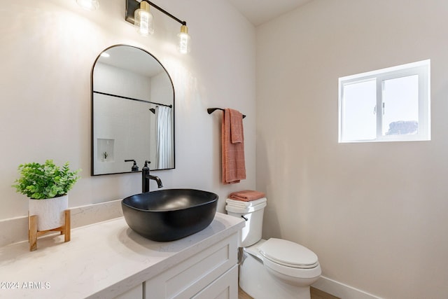 3939 S Veronica Ln, Gold Canyon, AZ 85118 - full bath with toilet and vanity