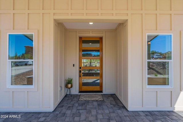 3939 S Veronica Ln, Gold Canyon, AZ 85118 - property entrance with board and batten siding