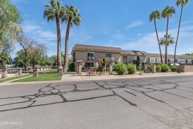 8135 N Central Ave Unit 1, Phoenix, AZ 85020 - view of front of home with a gate and brick siding