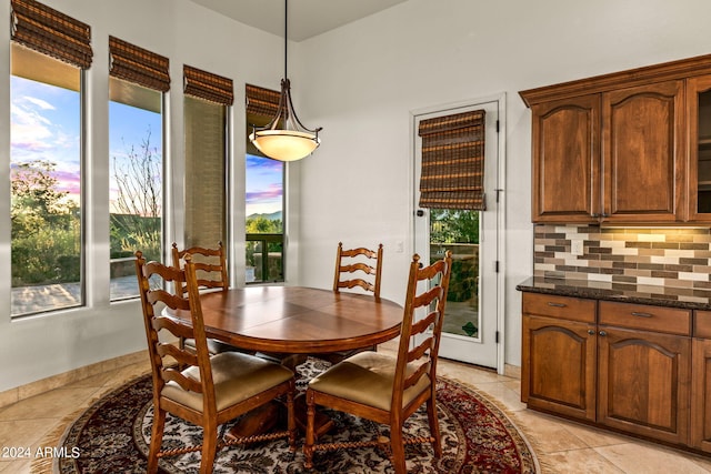 dining room with light tile patterned floors