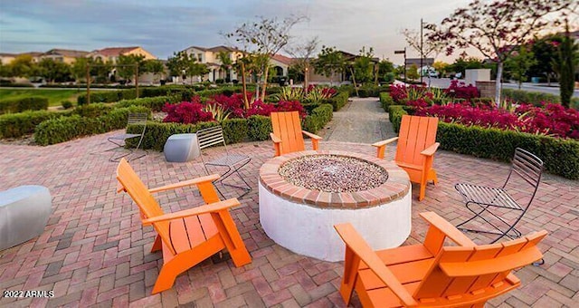 view of patio featuring a fire pit