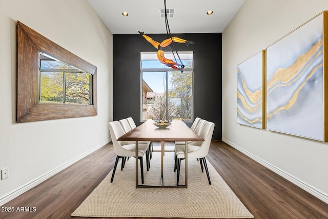 dining space featuring recessed lighting, baseboards, visible vents, and dark wood-style flooring