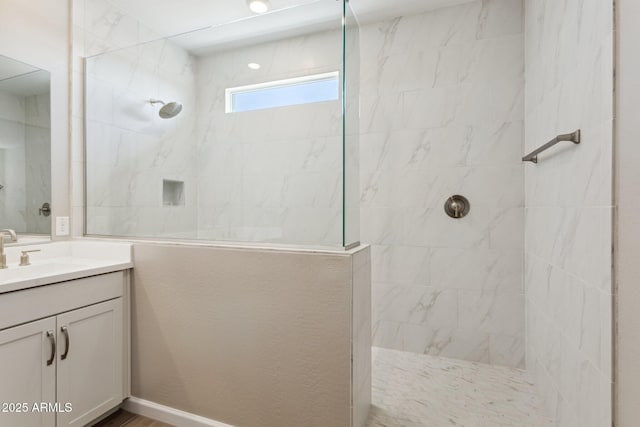 5815 E Covey Ln, Phoenix, AZ 85054 - full bath featuring vanity and a walk in shower