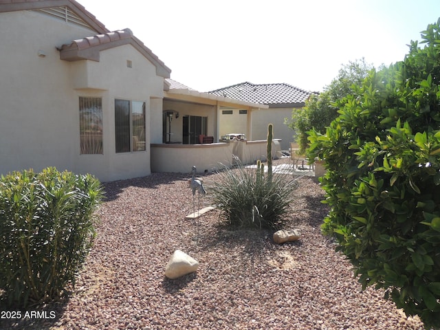 15104 W Pinehurst Ln W, Surprise, AZ 85374 - view of yard with a patio area