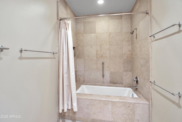 bathroom featuring shower / tub combo